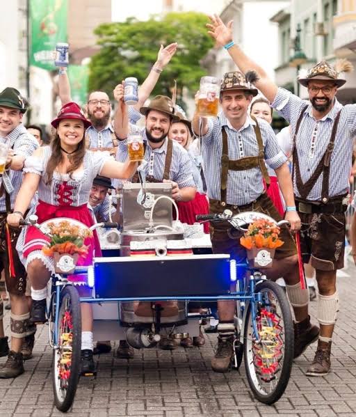 Camboriú y Fiesta de la Cerveza
